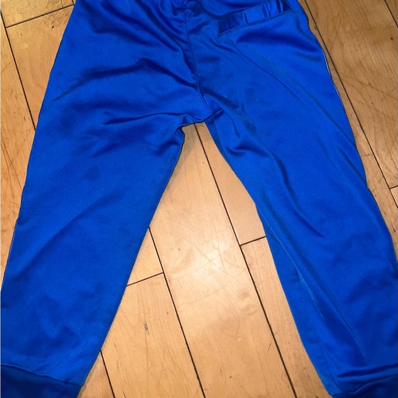 4T converse joggers - Picture 2 of 5
